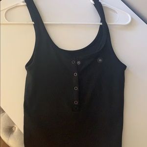 basic black top